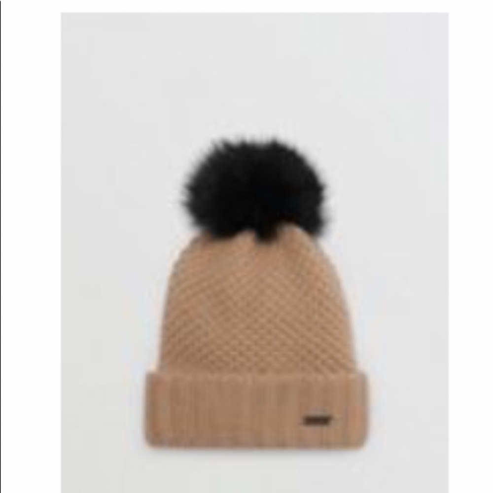 ❄️ Burberry Fur Pom-Pom Wool Cashmere Beanie - Picture 1 of 6